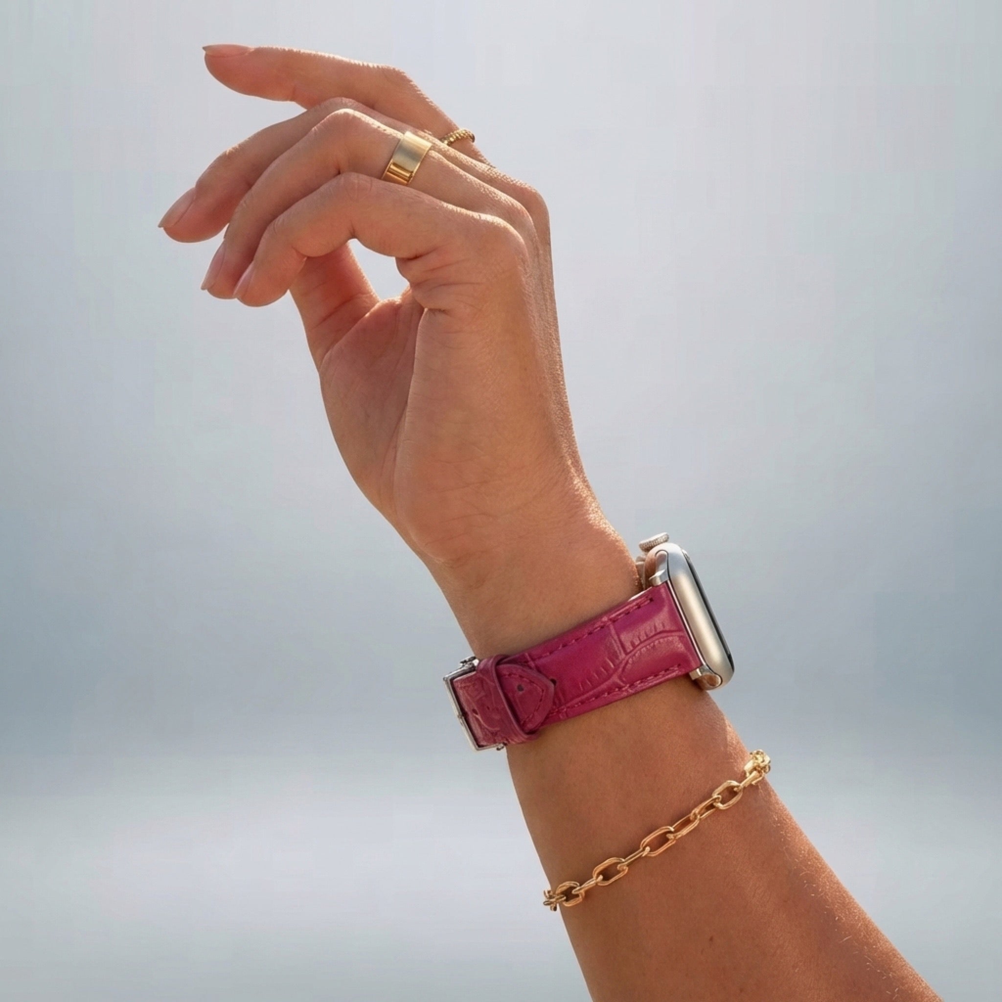 Dusk Leather Apple Watch Strap (Dark Pink)